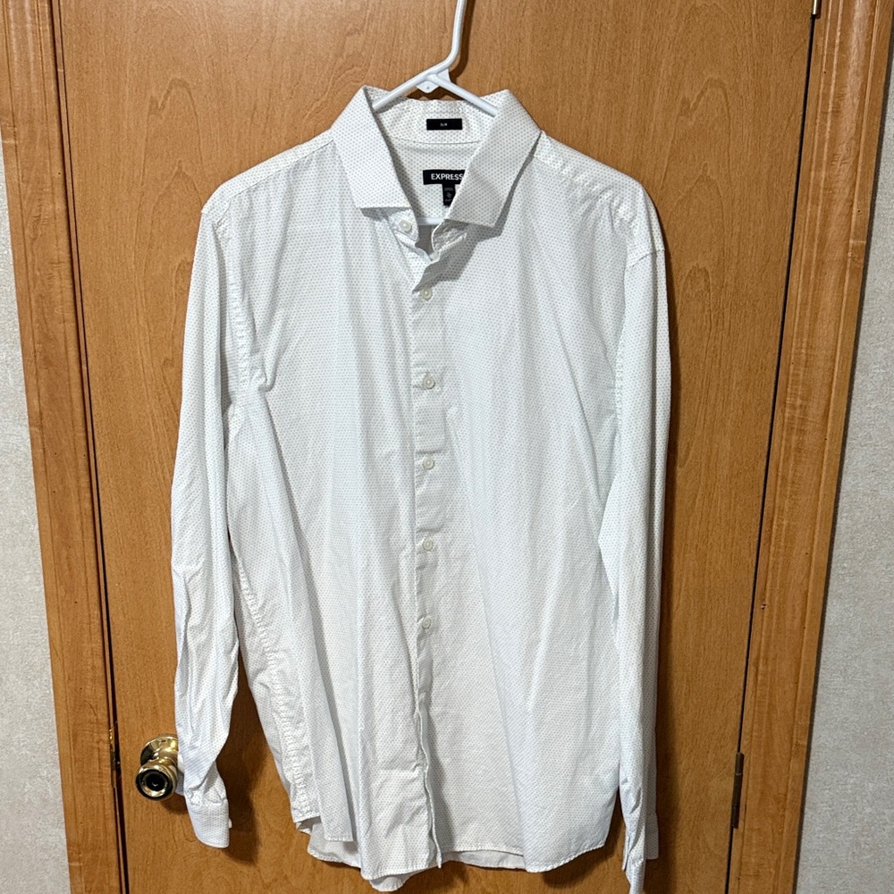 Express Men's White XL Polka Dot Long-Sleeved Dress Shirt Never Worn